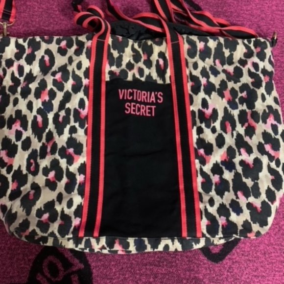 Victoria’s Secret leopard pink print tote. - Picture 1 of 3